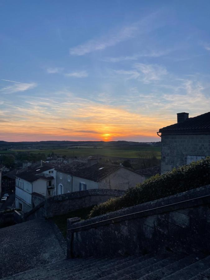 Villebois-Lavalette Auberge Du Boisne المظهر الخارجي الصورة